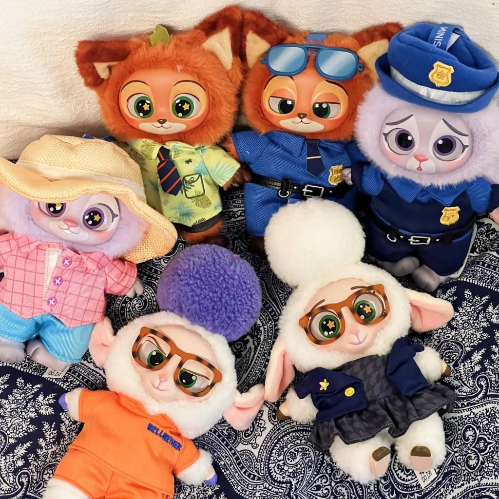Caja ciega de felpa de vinilo de la serie Disney Zootopia, muñeco de Animal bonito, modelo de personaje de Anime, juguete colgante, decoración, regalo para niños