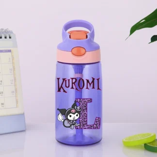 Kuromi botella de agua con pajita Sanrios niños Kawaii letra A-Z taza para sorber niños verano deportes al aire libre taza niñas regalo de cumpleaños