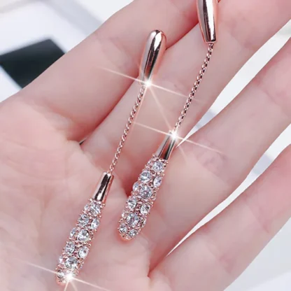 2025 nuevos pendientes de estilo caliente moda femenina y elegantes pendientes largos de aleación en forma de gota joyería regalo de compromiso de boda