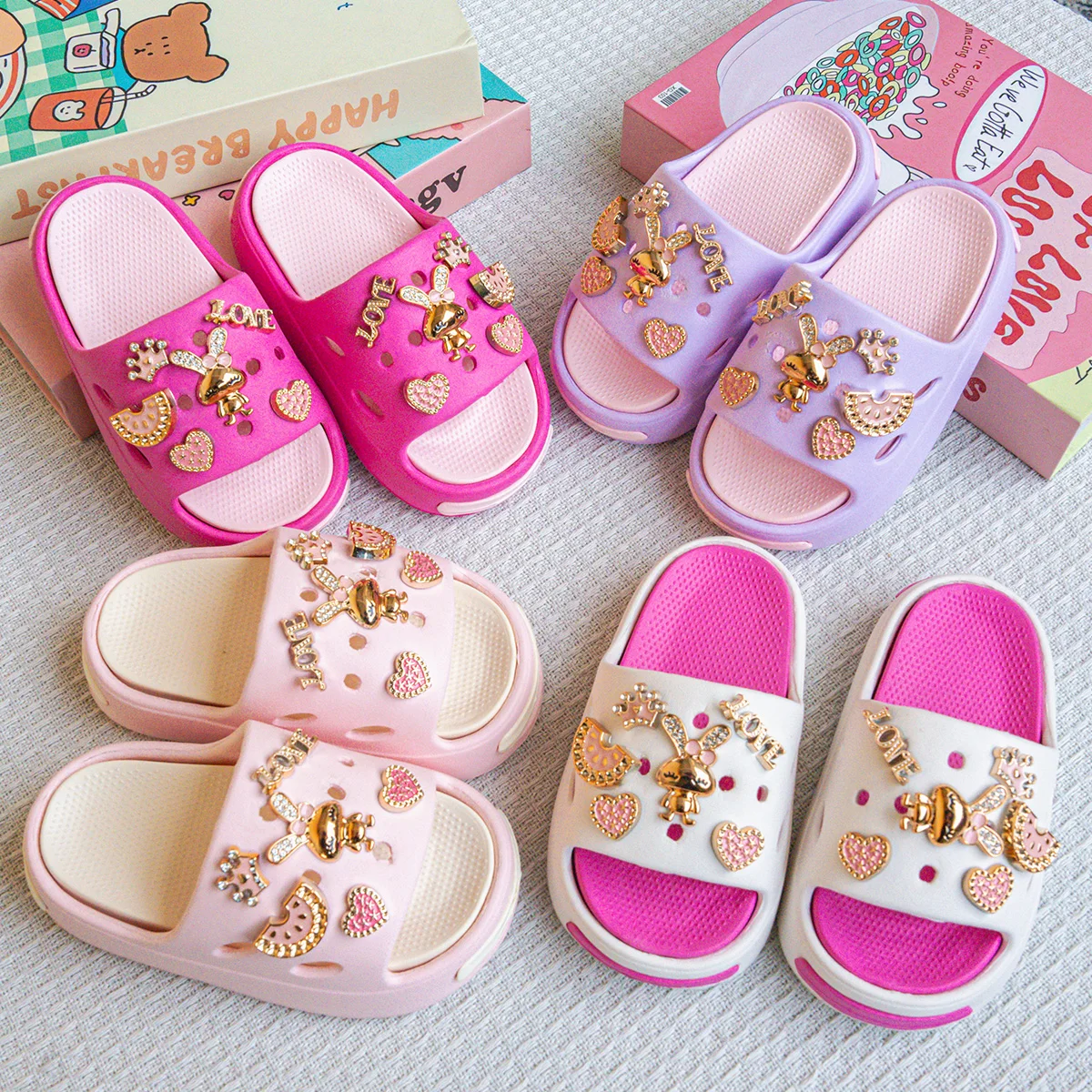 Nuevas y populares zapatillas de Eva versátiles con dibujos de conejo y sandía para niñas, sandalias antideslizantes de doble suela blanda a la moda 831