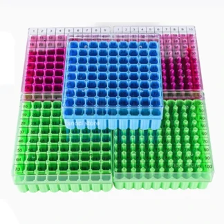 Caja de plástico para congelador de laboratorio, caja de almacenamiento criogénica, cajas criogénicas para PC, 81/100 pozos, para tubo de congelación de 0,5 ml, 1,5 ml y 2,0 ml, 1 pieza