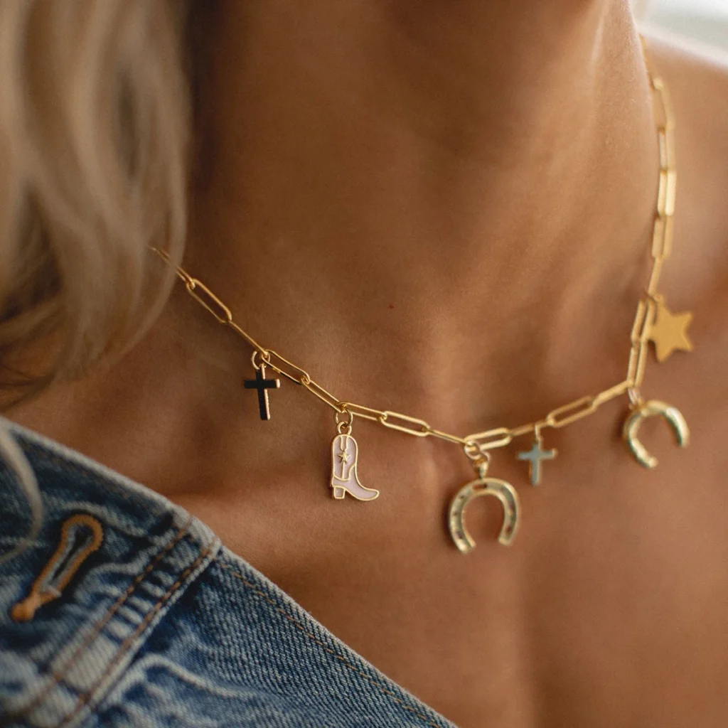Collar de cadena con colgante de perla llamativa con hebilla OT de acero inoxidable, chapado en PVD de 18 quilates, joyería elegante antialérgica a prueba de óxido