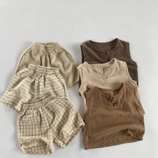 Ropa de estilo coreano para niños pequeños, pantalones cortos sueltos de verano 2025, pantalones a rayas a cuadros para niños