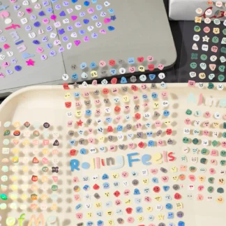 Paquete de 8 hojas/4 pegatinas bonitas de Mini emoción Emoji, pegatinas para uñas para álbum de recortes DIY, decoración de Material de Collage de marcos de fotos