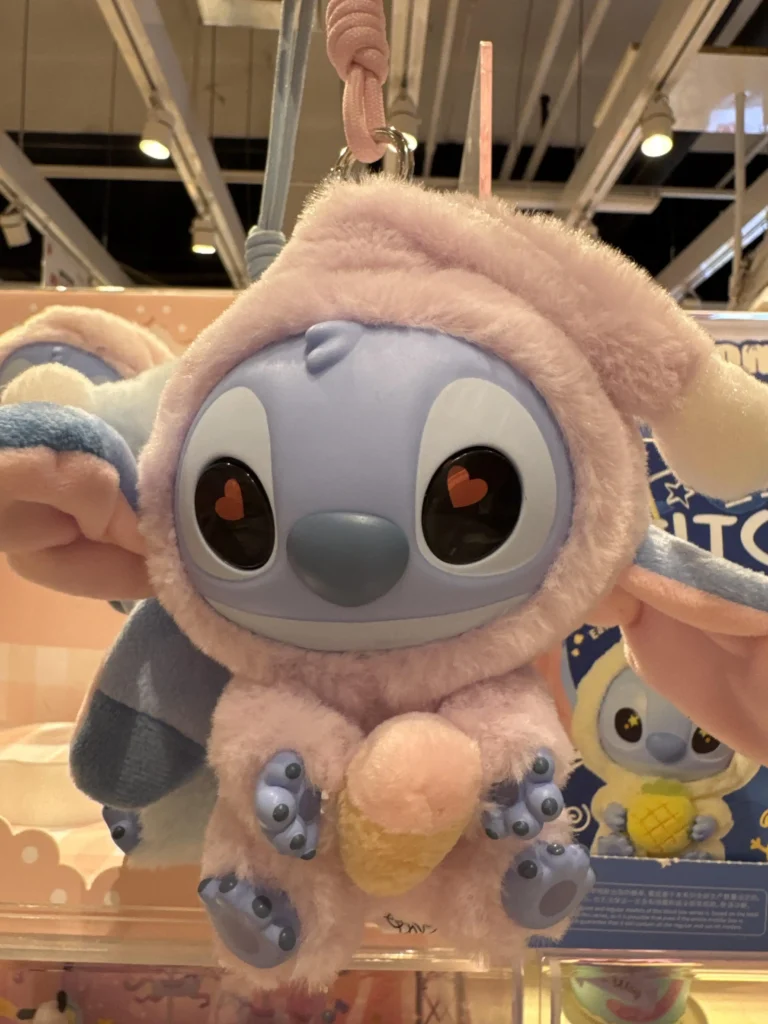 Stitch comiendo mientras durmiendo Pose juguete de peluche con material suave para decoración de escritorio y exhibición de colección