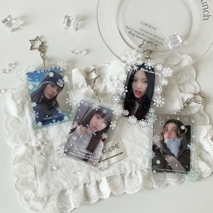 Tarjetero acrílico transparente con forma de copo de nieve para chica, Idol de 3 pulgadas, Clip para tarjeta de almacenamiento de fotos, colgante de estrella, llavero, bolsa para tarjetas, regalo