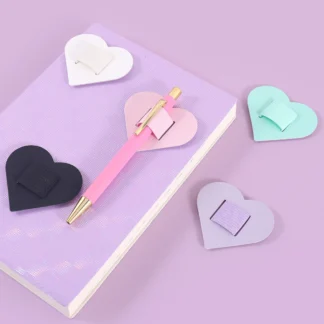 Soporte de Clip de bolígrafo de corazón autoadhesivo para cuaderno, soporte de bolígrafo de bucle elástico para funda de tableta planificador diario, Clip de bolígrafo de cuero