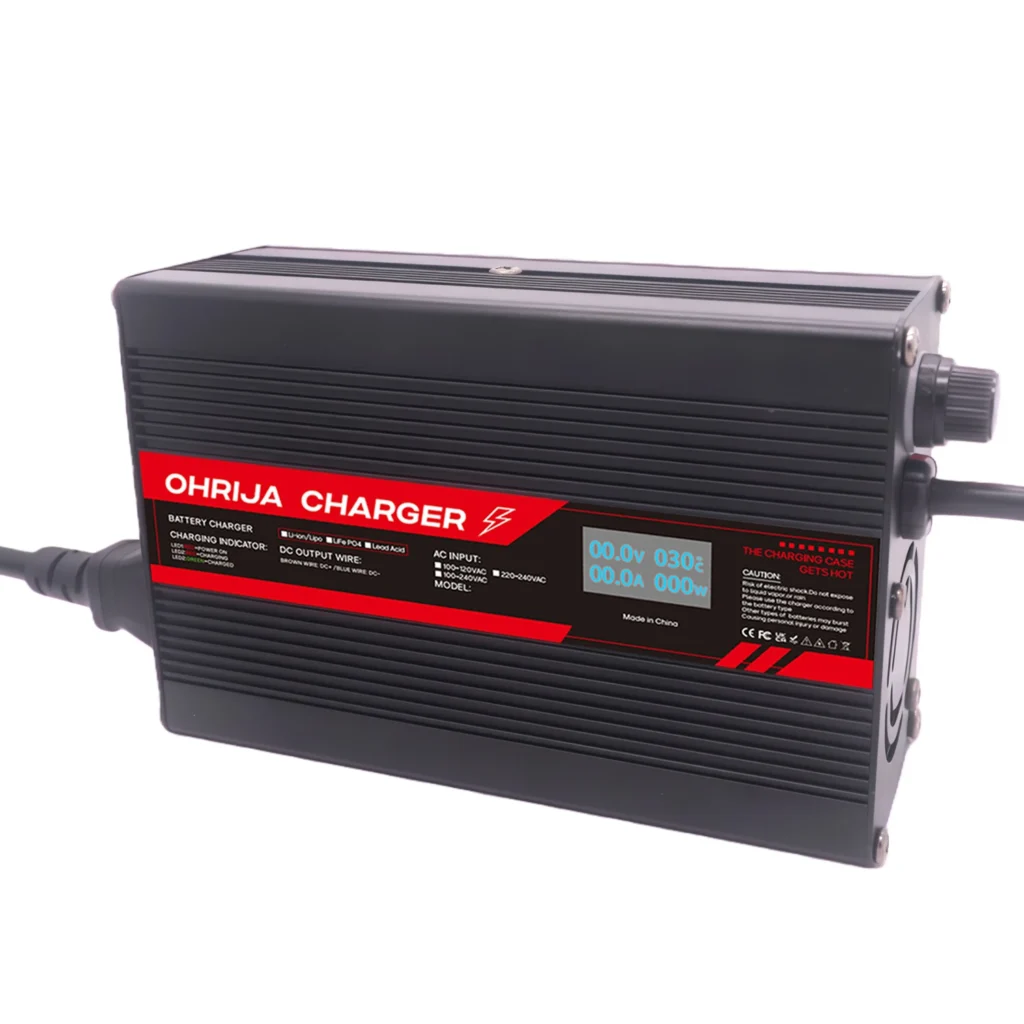 Cargador de batería de litio de 50,4 V y 5A, indicador LED para 12 cuerdas, carcasa ignífuga de 44,4 V, protección contra sobrecorriente, voltaje/cortocircuito
