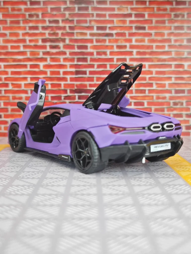 Simulación 1:32, adornos de modelo de coche de aleación Lamborghini Revuelto para colección, puertas se pueden abrir, regalo de retorno de luz y sonido