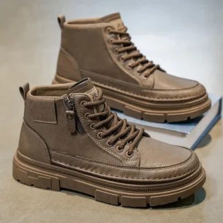 Botas de trabajo altas 2025 para hombre, zapatos de cuero de seguridad, zapatillas de construcción duraderas antideslizantes, botines cómodos con cordones