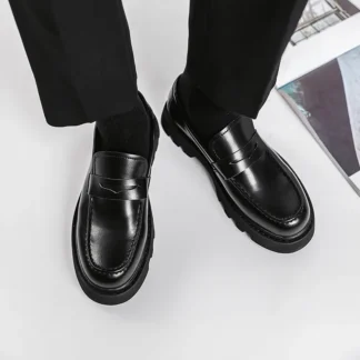 Ropa de calle para hombre, mocasines de boda de cuero genuino con plataforma gruesa informal de negocios a la moda, zapatos de cuero coreanos Harajuku para hombre