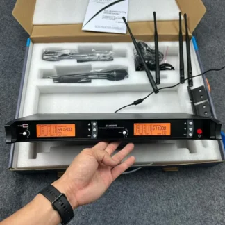 Micrófonos inalámbricos profesionales de 640-690 MHz para karaoke y presentaciones en escenario, modelo SKM9000, de diadema y de solapa.