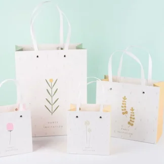 Bolsas de papel de regalo personalizadas para chica, 3 tamaños, bolsas de compras para cachorros, suministros de oficina, accesorios Kawaii, bolsas de papel, organizador de oficina