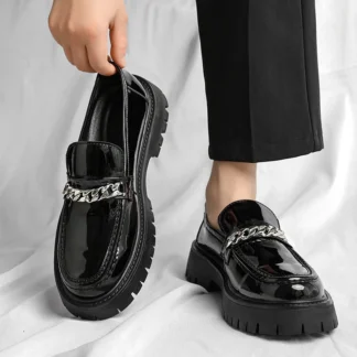Zapatos de suela gruesa para hombre, estilo informal clásico 38-46, moda de oficina, fiesta, mocasines de suela gruesa negros, calles de moda para exteriores