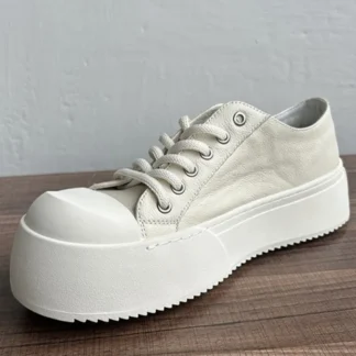 Moda de ocio para hombre, zapatillas de plataforma de cuero genuino de Color sólido, tendencia juvenil, zapatos informales transpirables con cordones y punta redonda de piel de vaca