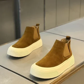 Botas de Hombre con plataforma a la moda, zapatos informales de alta calidad, zapatos de invierno antideslizantes de algodón de felpa cálidos, Botas Chelsea para exteriores, Botas para Hombre