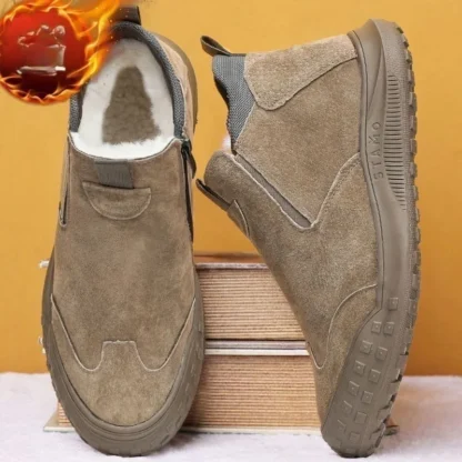 Zapatos de invierno para hombre, zapatos cálidos de algodón de felpa, zapatos informales de alta calidad a la moda, mocasines de cuero de ante, zapatillas de deporte para hombre, botas de nieve antideslizantes