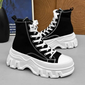 Botas de exterior de fondo grueso a la moda para hombre Estilo punk Adecuado para exteriores Modelo versátil para todas las estaciones
