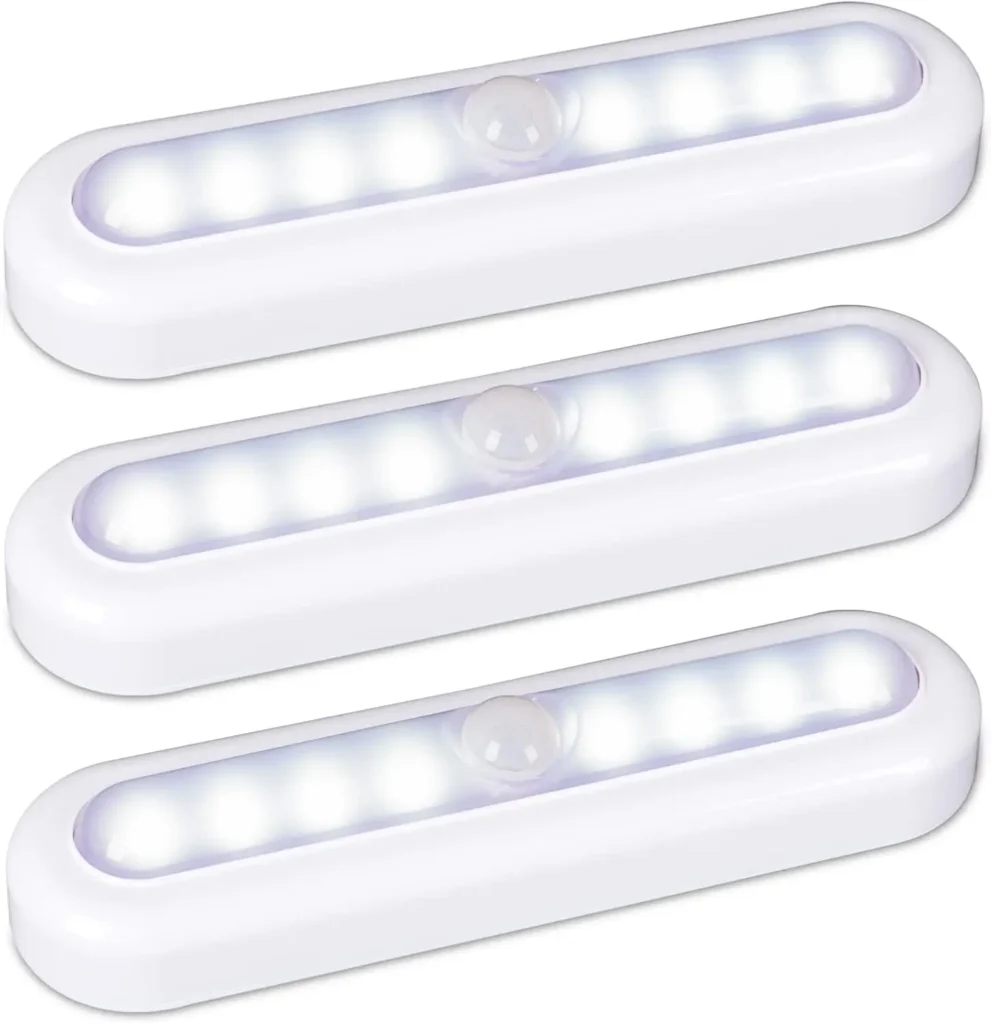 Paquete de 3 luces LED con sensor de movimiento, alimentadas por batería, adhesivas para armarios, escaleras y gabinetes, luz blanca fría