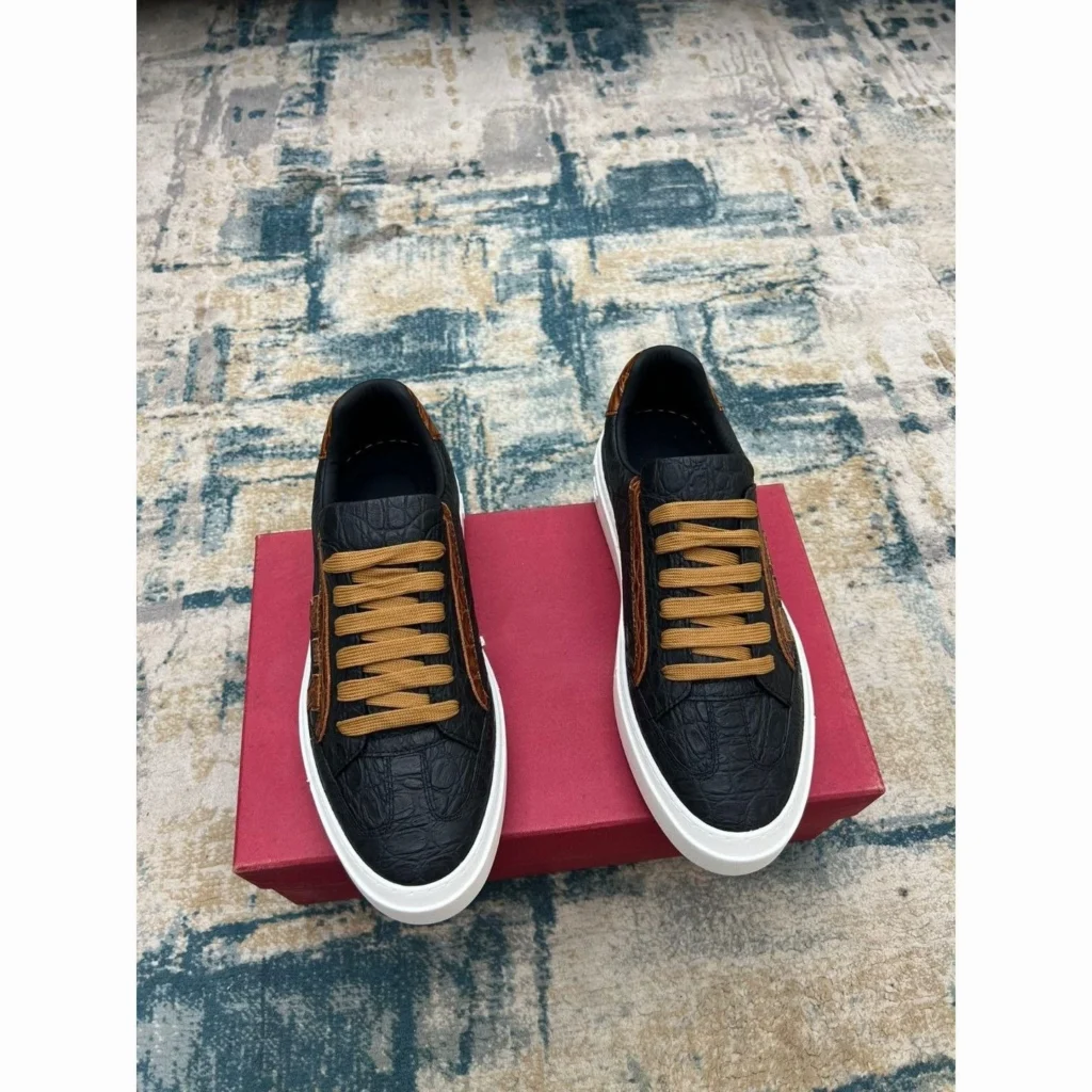 Zapatos de cuero genuino para hombre, estilo británico, con suela de plataforma baja y cordones, para el día a día, novedad 2026