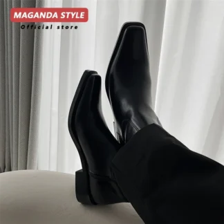 Botas Chelsea cuadradas pequeñas de diseño Original para hombres, botas cortas de alta gama, temperamento femenino, botas de motocicleta unisex, nuevo