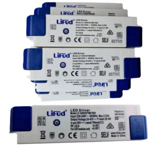 Controlador LED 300mA ~ 1500mA 8-14w 12-18w 24-36w 38W ~ 60W Fuente de alimentación del controlador de corriente constante LED para transformadores de bombillas LED